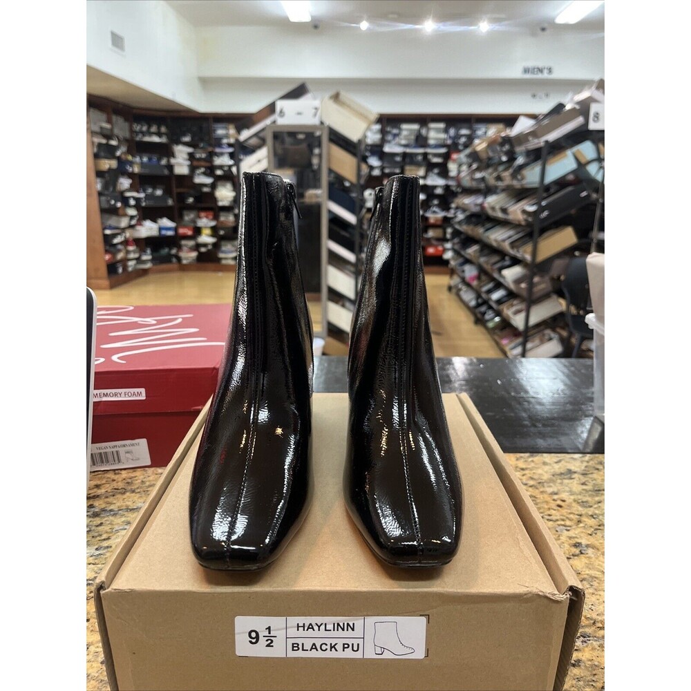 Journee Collection Women's Haylinn Patent Booties Black Size 9.5M - Picture 5 of 6